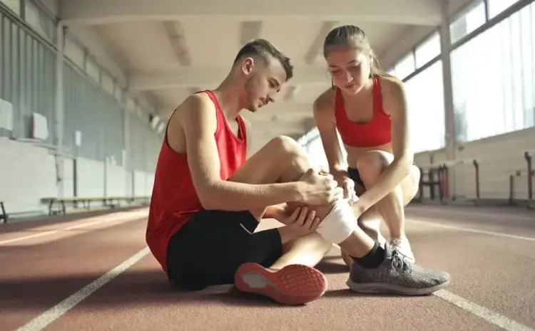  Bounce Back from Sports Injuries Without Losing Strength